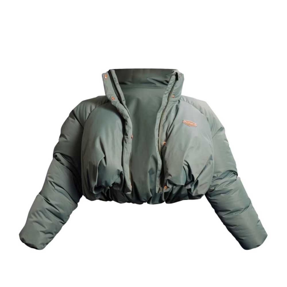NWT| PRETTY LITTLE THING| Cropped Ski Puffer